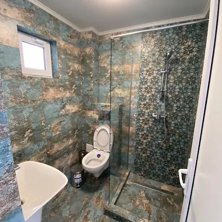 Konukevi Yanis Vama Veche